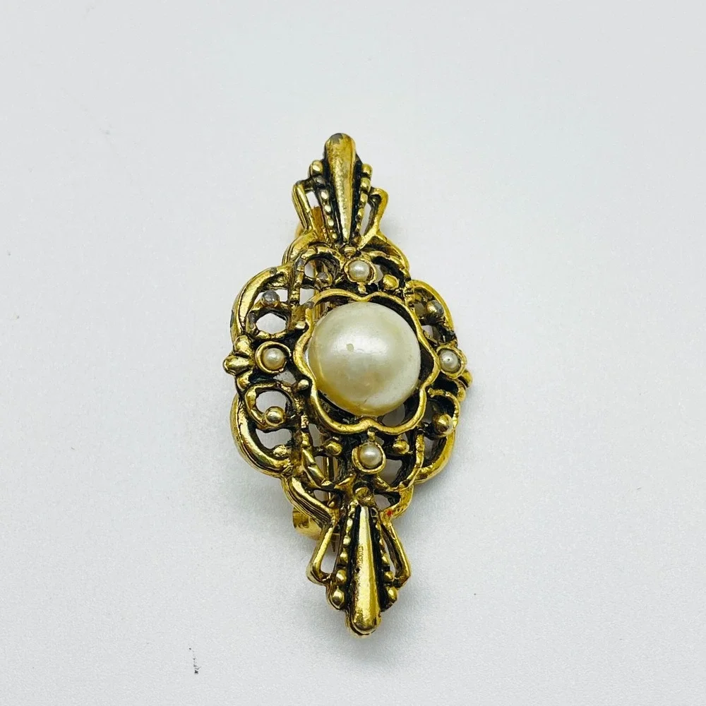 Vintage Gold Tone Brooch Bar Pin Filigree Floral Design Faux Pearl